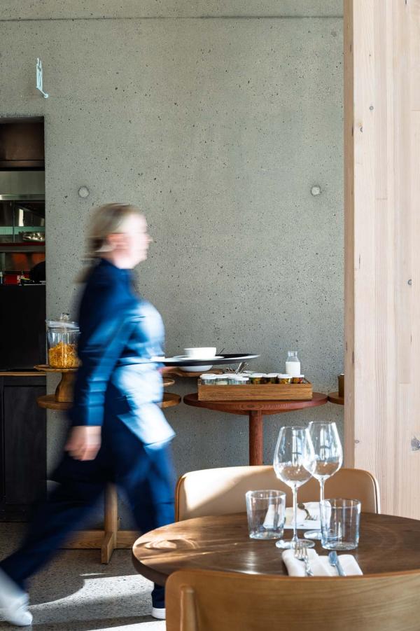 L'hôtel en Suisse Port Gitana  © Circé Lefebvre