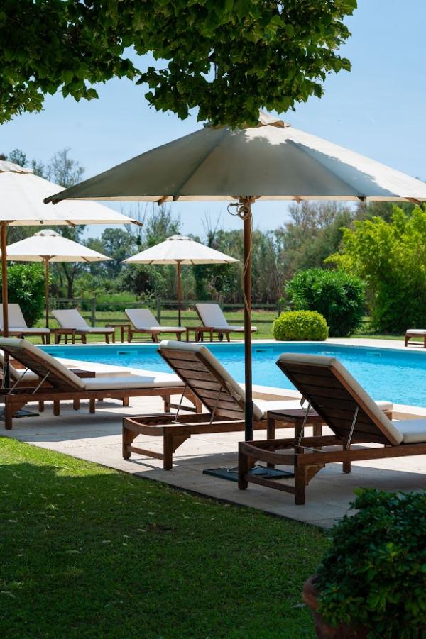 Séjourner à l’hôtel Le Mas de Peint © Enzo Séjourner à l'hôtel Le Mas de Peint © Enzo