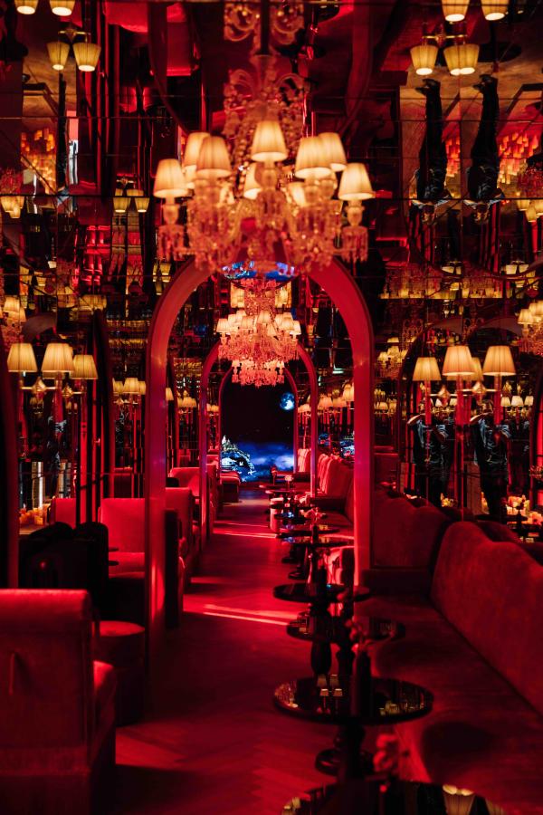 La Galerie de l’hôtel proche de la Tour Eiffel © Le SAX Paris La Galerie de l’hôtel proche de la Tour Eiffel © Le SAX Paris