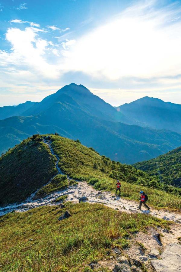 Sunset Peak © HKTB