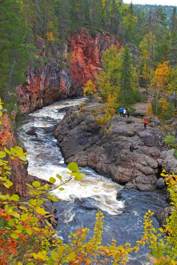 Kiutaköngäs dans le Parc national d'Oulanka © Visit Finland