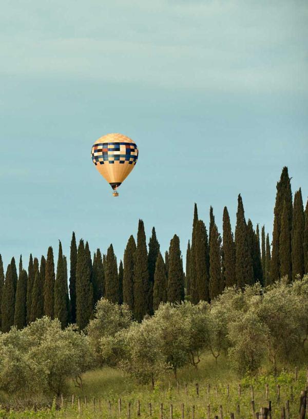 COMO Castello Del Nero | Montgolfière © COMO Hotels & Resorts 