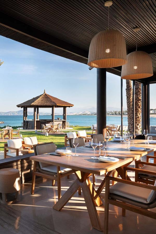 The St Régis La Bahia Blanca Resort - Bahia Vista Beach Bar & Grill