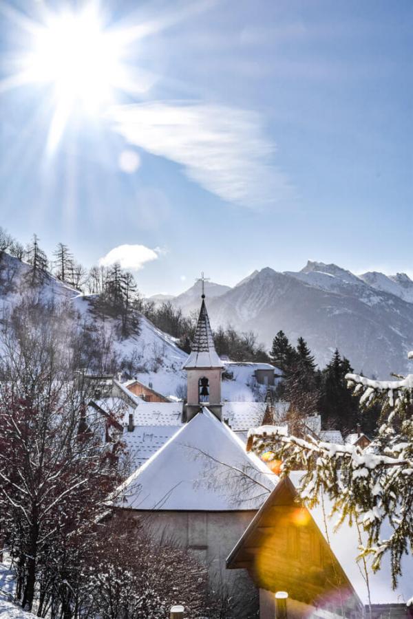 Serre Chevalier sous la neige © Laura Peythieu