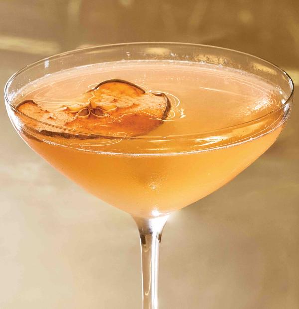 Un cocktail Pear Martini © MKGallery_Print Un cocktail Pear Martini © MKGallery_Print