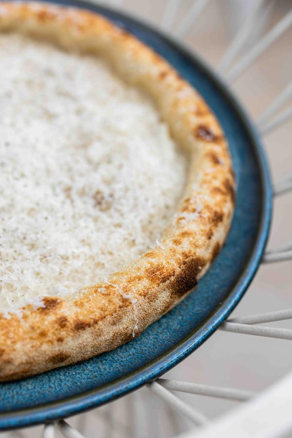L’une des meilleures pizzas de Monaco, ZIA à l’Hôtel Métropole © Lea Gil L'une des meilleures pizzas de Monaco, ZIA à l'Hôtel Métropole © Lea Gil