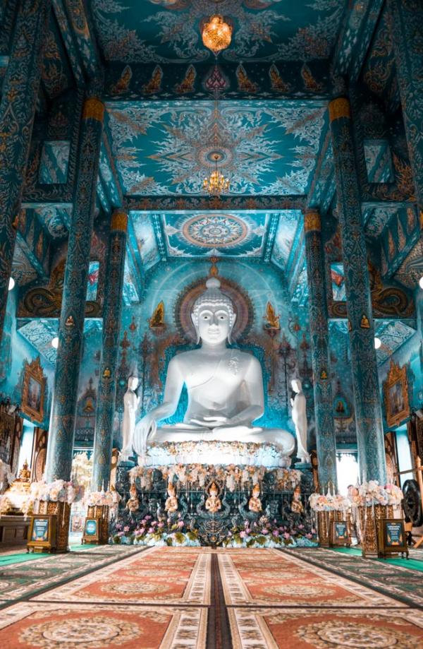 Wat Rong Seur Ten à Chiang Rai © Alex Azabache