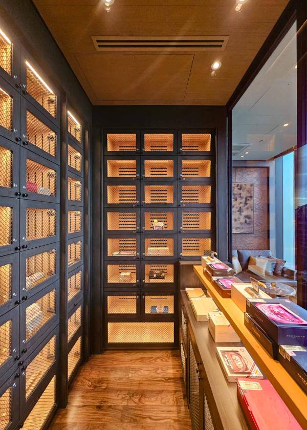 Cigar Bar © Delphine Cadilhac