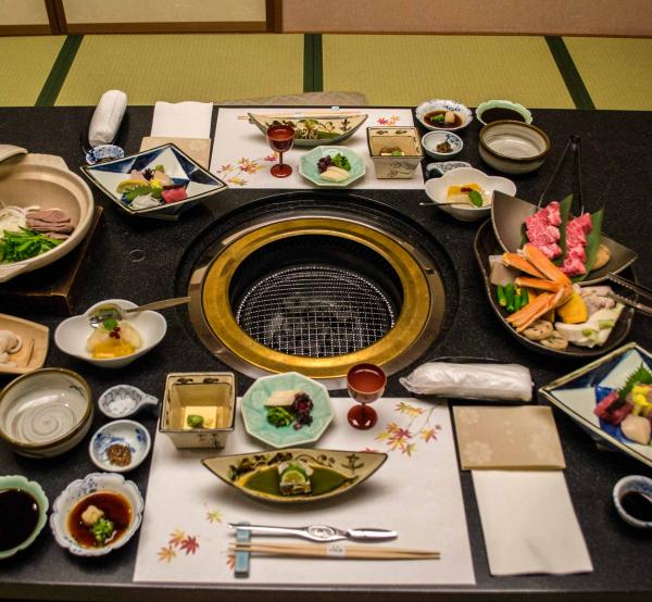 Diner dans un ryokan à Arima Onsen © DR