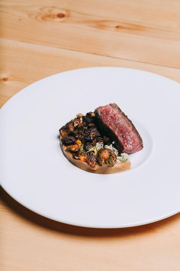 White Suite — restaurant Cardume © Armando Jorge Mota Ribeiro