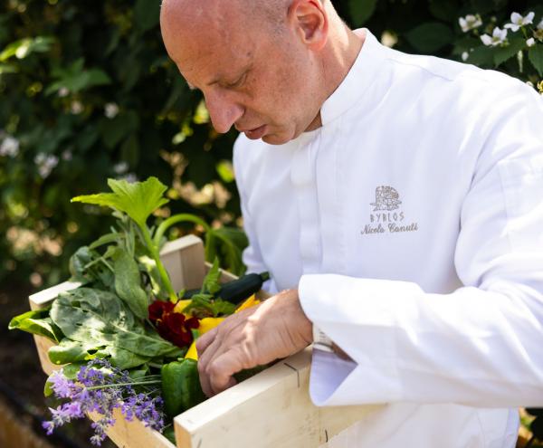 Le chef Nicola Canuti © Hotel Byblos Saint Tropez