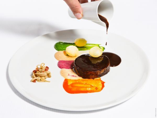 Lièvre à la Royale aux 5 condiments © Alban Couturier