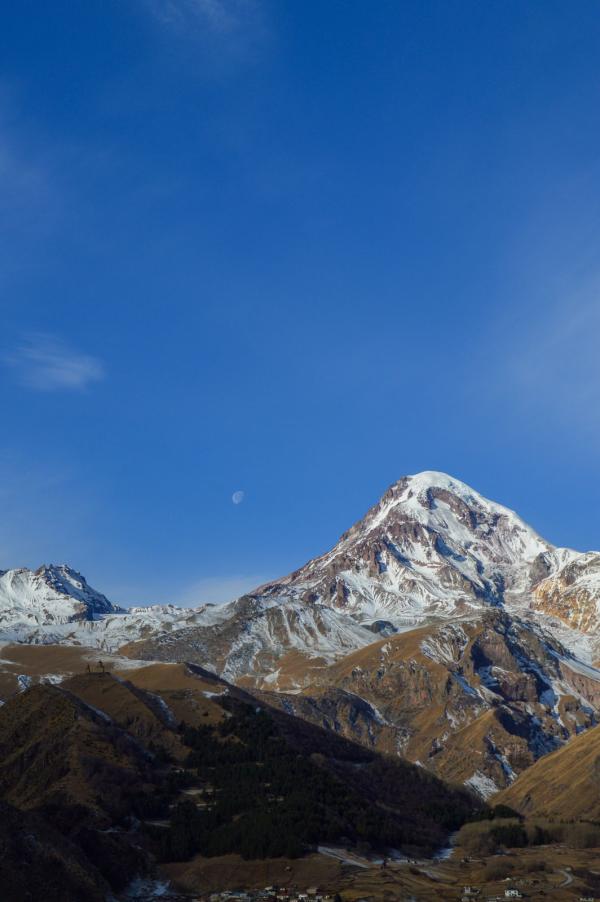 Rooms Hotel Kazbegi © YONDER.fr|PG