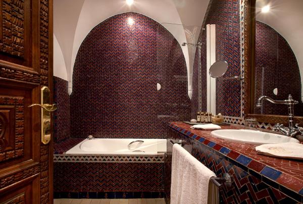Salle de bain de la chambre Badr | © La Maison Arabe