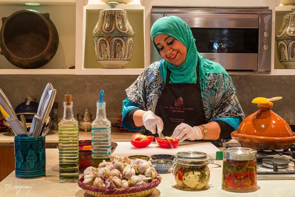 Cours de cuisine avec une vraie dada marocaine | © La Maison Arabe