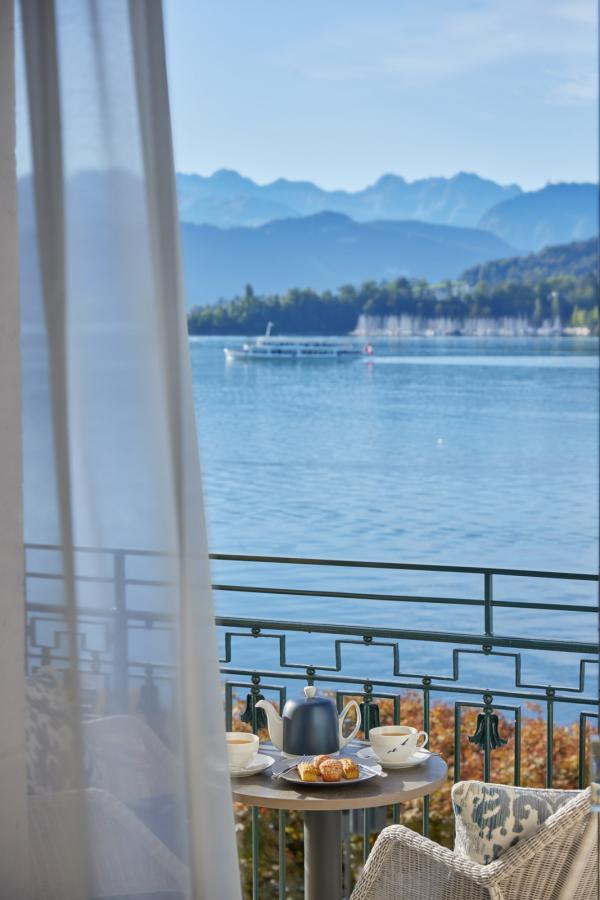 Mandarin Oriental Palace, Luzern — chambre avec vue sur le lac © DR