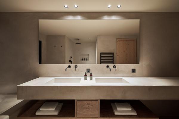 La salle de bain du penthouse.  © Forestis