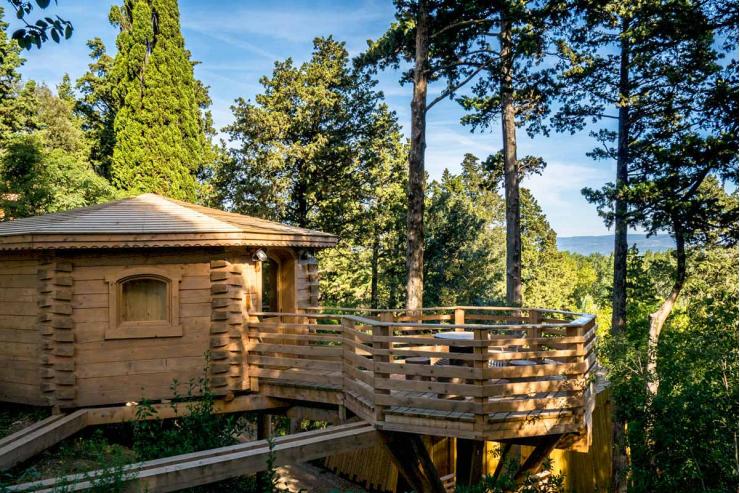 La cabane Cassine © La Cabanes dans les Bois