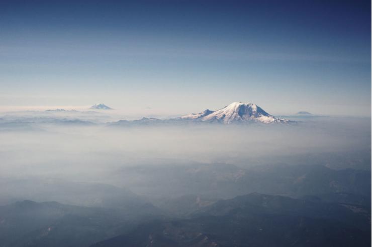 Mount Rainier © Dllu