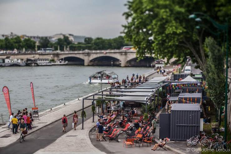 La terrasse du Flow sur les berges