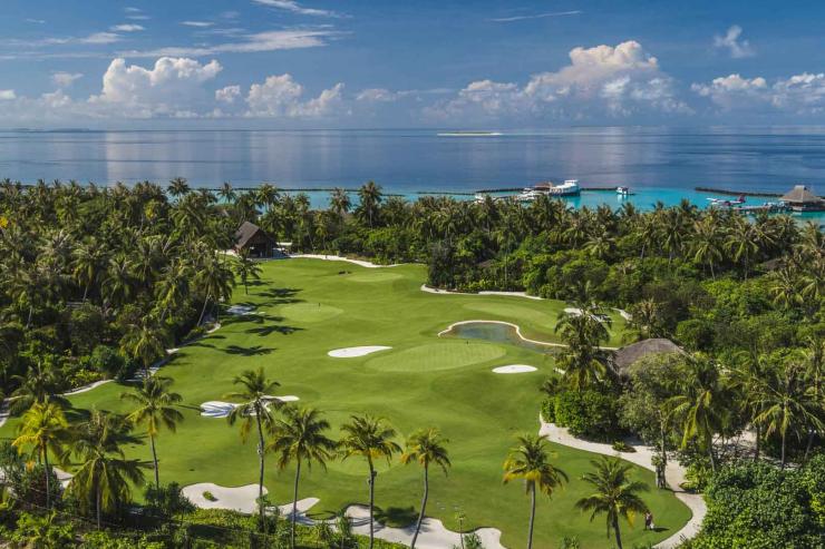 Velaa Private Island golf