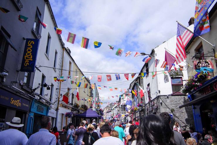 Shopping street à Galway © Ruby Doan