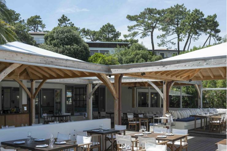 Cap Ferret : Le Wharf rouvre et relance la saison sur le Bassin