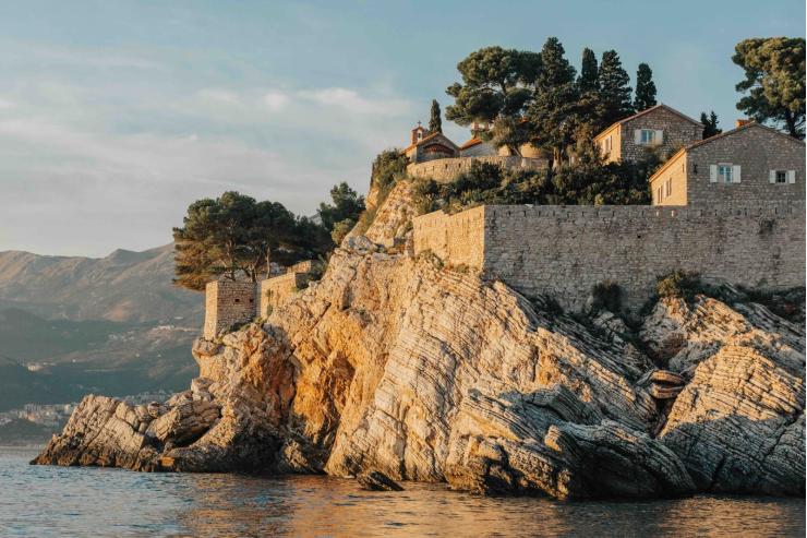 Aman Sveti Stefan rouvre au Monténégro pour l’été 2026