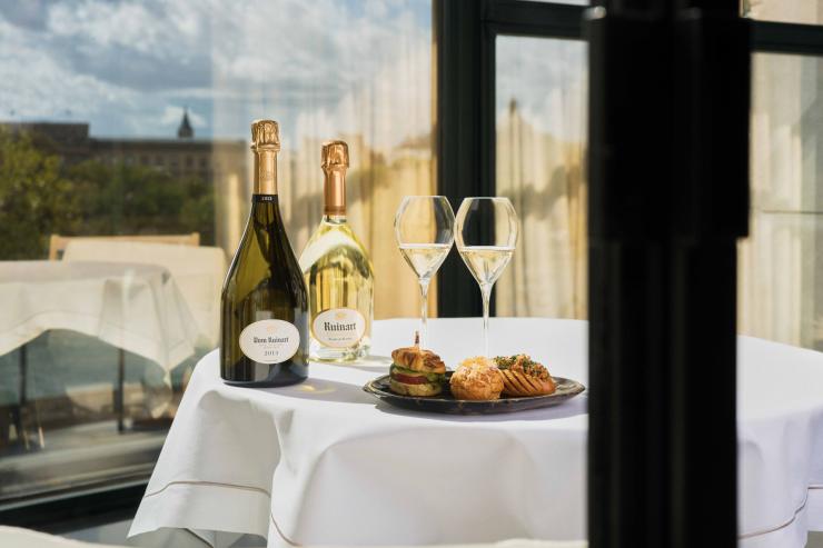 La Table Ruinart s’invite au Cheval Blanc Paris pour un restaurant éphémère