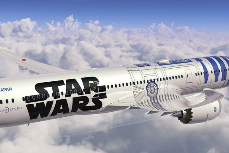 ANA dévoile un surprenant (et très cool) avion Star Wars !
