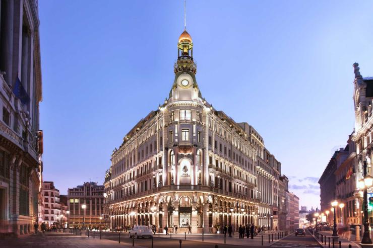 Le Four Seasons Hotel Madrid ouvre ses portes dans la capitale espagnole