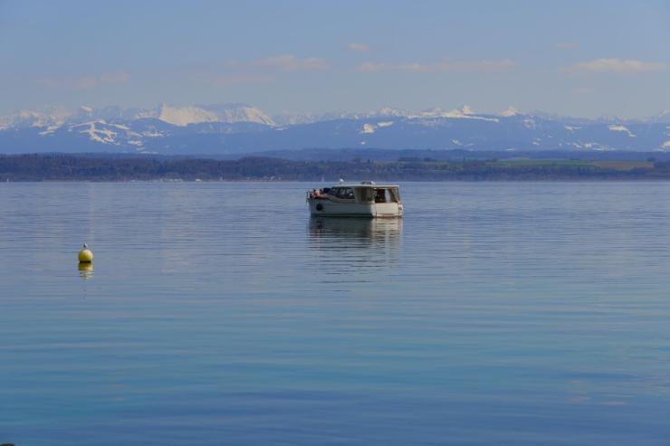 Maison Rivia s’installe sur le lac de Neuchâtel au sein de l’Hôtel Pattus