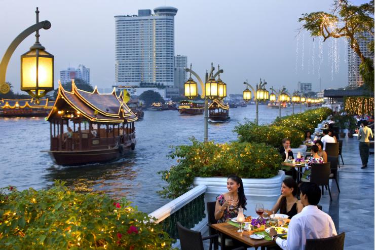 La terrasse du restaurant Riverside au Mandarin Oriental Bangkok  © Mandarin Oriental