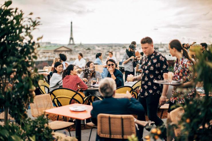 Créatures, le nouveau rooftop des Galeries Lafayette, fait sensation © Saint-Ambroise