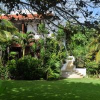 La maison d'amis de la duchesse abrite aujourd'hui des suites très convoitées © Yonder.fr