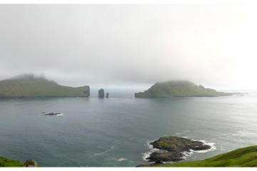 Vue panoramique de Sørvágsfjørður.