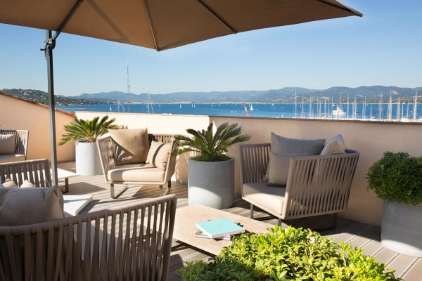 Sur la terrasse privative de la suite Dolce Vita | © Hôtel de Paris Saint-Tropez