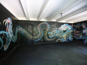 Les fameux dessins de Nychos habillent les murs de la Villa ©VillaAlliv