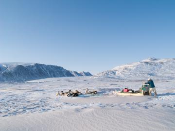 Pause sur le plateau au nord de la presqu’île de Piulip Nunaa.