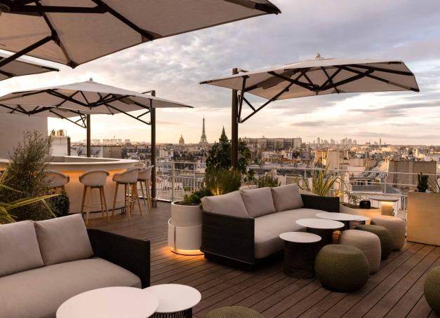 Des adresses au chic discret ou à l’atmosphère unique : découvrez notre sélection des 5 hôtels de charme à Paris.