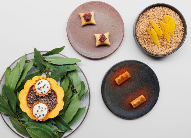 Porté par le chef Masaki Nagao, le restaurant Pilgrim dévoile une cuisine d’inspiration japonaise, rigoureuse et sensible, où la technique s’efface derrière le goût. À des tarifs de lancement étonnamment accessibles, l’adresse attire déjà les amateurs éclairés. Une table confidentielle, exigeante, et résolument tournée vers l’essentiel.