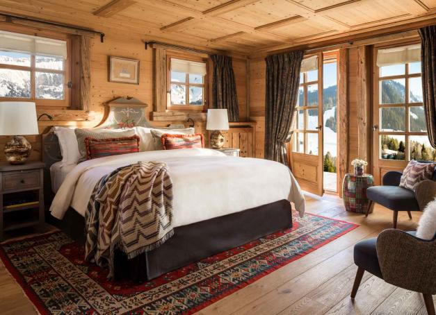 Quels sont les meilleurs hôtels de luxe de Megève et plus beaux chalets de la plus chic des stations de ski de Haute-Savoie ? Découvrez la sélection complète de la rédaction.