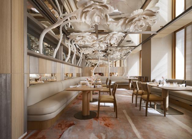 C'est assurément l'une des ouvertures les plus attendues de la rentrée gastronomique. Vendredi 18 septembre, Anne-Sophie Pic inaugure Anne-Sophie Pic Paris, sa nouvelle table au sein de la Fondation Cartier pour l'Art contemporain, face au Louvre. Une toile blanche pour la cheffe la plus étoilée au monde, qui y pousse plus loin encore son travail sur l'Imprégnation et le dialogue entre les sens Yonder a eu la chance d'assister au tout premier déjeuner en petit comité et vous livre son avis circonstancié. 