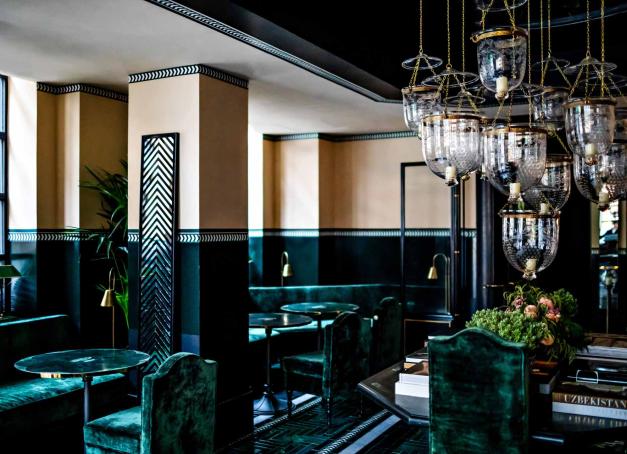 Dans le Triangle d’or parisien, le spa de l’hôtel Monsieur George dévoile une offre de soins masculins techniques et sans superflu. On a testé. 


