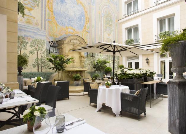 En plein cœur de Paris, l'Assaggio est un restaurant italien gastronomique et romantique qui réunit pâtes fraîches piémontaises et cuisine italienne haut de gamme dans une cour secrète. Une référence parmi les restaurants italiens à Paris.