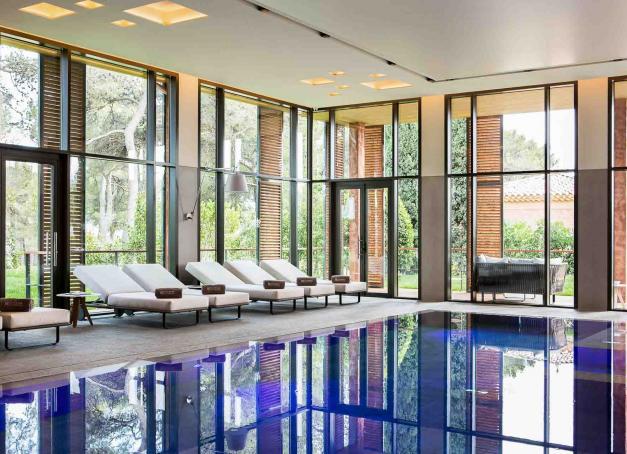 Les plus beaux hôtels spa de France Détente cinq étoiles : notre sélection des plus beaux hôtels spa aux quatre coins de la France.