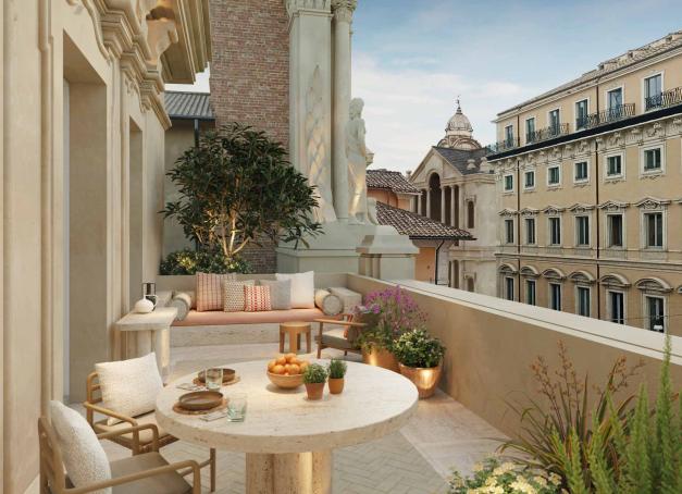 Le premier hôtel Six Senses en Italie a ouvert ses portes à Rome, dans un palais historique sur la Via Del Corso. 