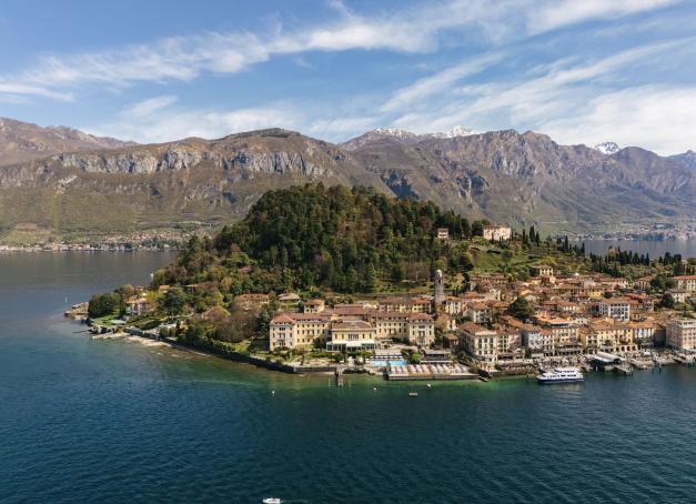 Voici les cinq plus beaux hôtels qui font du lac de Côme, saison après saison, l'une des destinations les plus désirées de la planète.