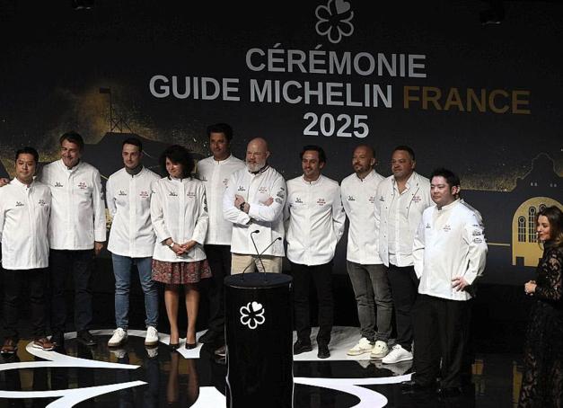 Lieu, enjeux, favoris et outsiders, à une semaine de la cérémonie du Guide Michelin 2026 France qui se tiendra le 16 mars à Monaco, Yonder prend les paris (et des risques) pour vous donner son avis sur ce à quoi pourrait bien ressembler une partie de la photo finish du nouveau Guide Rouge. 