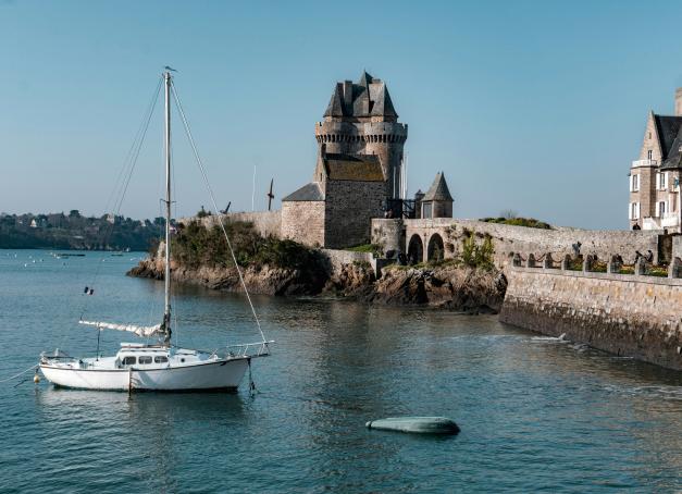 Du nord au sud en passant par son centre, la belle Bretagne nous fait ses yeux de Breizh durant un long week-end de 3 nuits. Et nous donne déjà envie de revenir pour un plus long séjour.